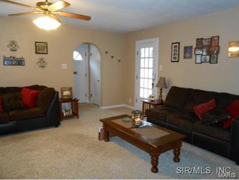 12 St Louis Road Collinsville, IL 62234 - Photo 4 of 17 Gallery Image 4