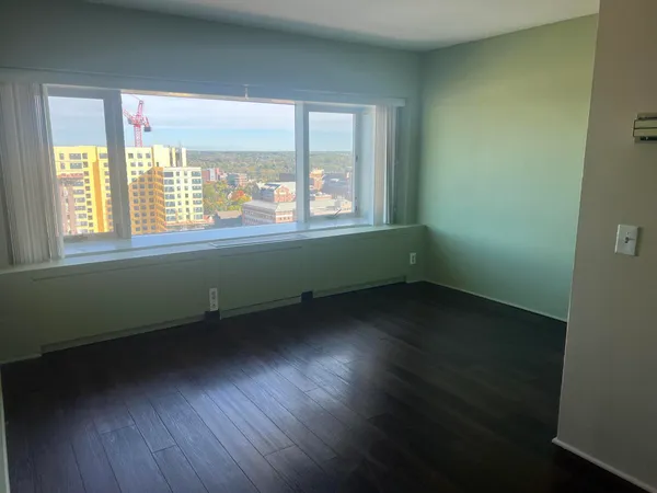 $279,900 | 555 East William Street, Unit 22G, Ann Arbor, MI 48104