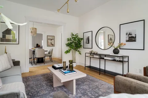 $750,000 | 7 Farragut Avenue, Unit 1, Somerville, MA 02144