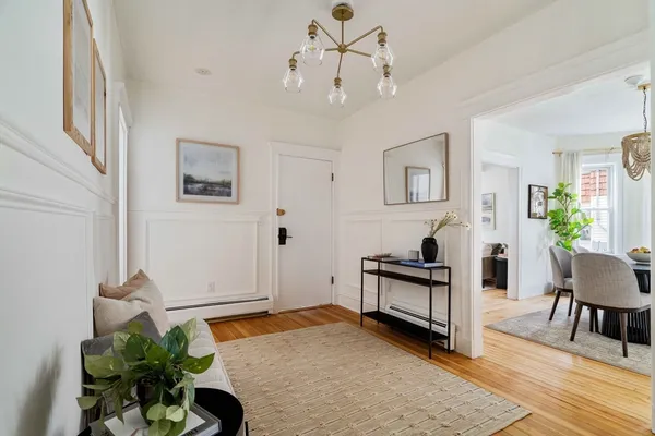 $750,000 | 7 Farragut Avenue, Unit 1, Somerville, MA 02144