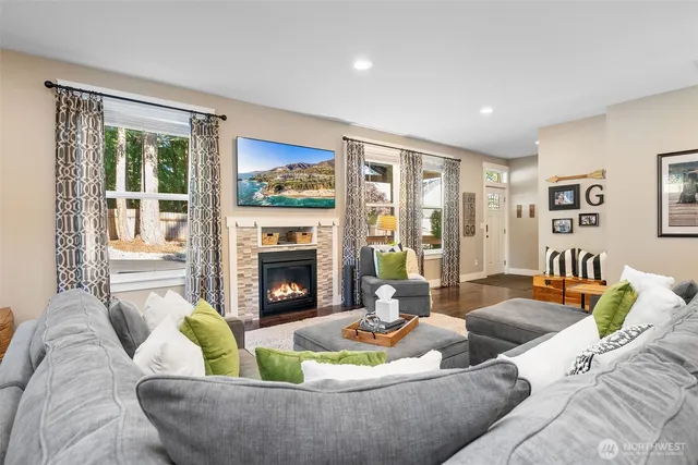 $1,795,000 | 7235 20th Avenue Southeast, Lacey, WA 98503