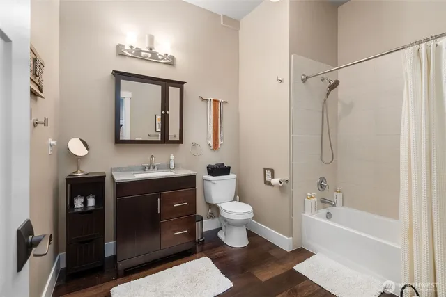 $1,795,000 | 7235 20th Avenue Southeast, Lacey, WA 98503