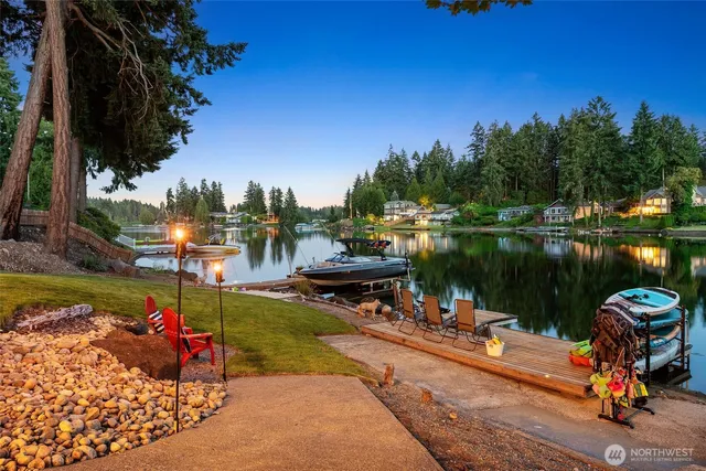 $1,795,000 | 7235 20th Avenue Southeast, Lacey, WA 98503