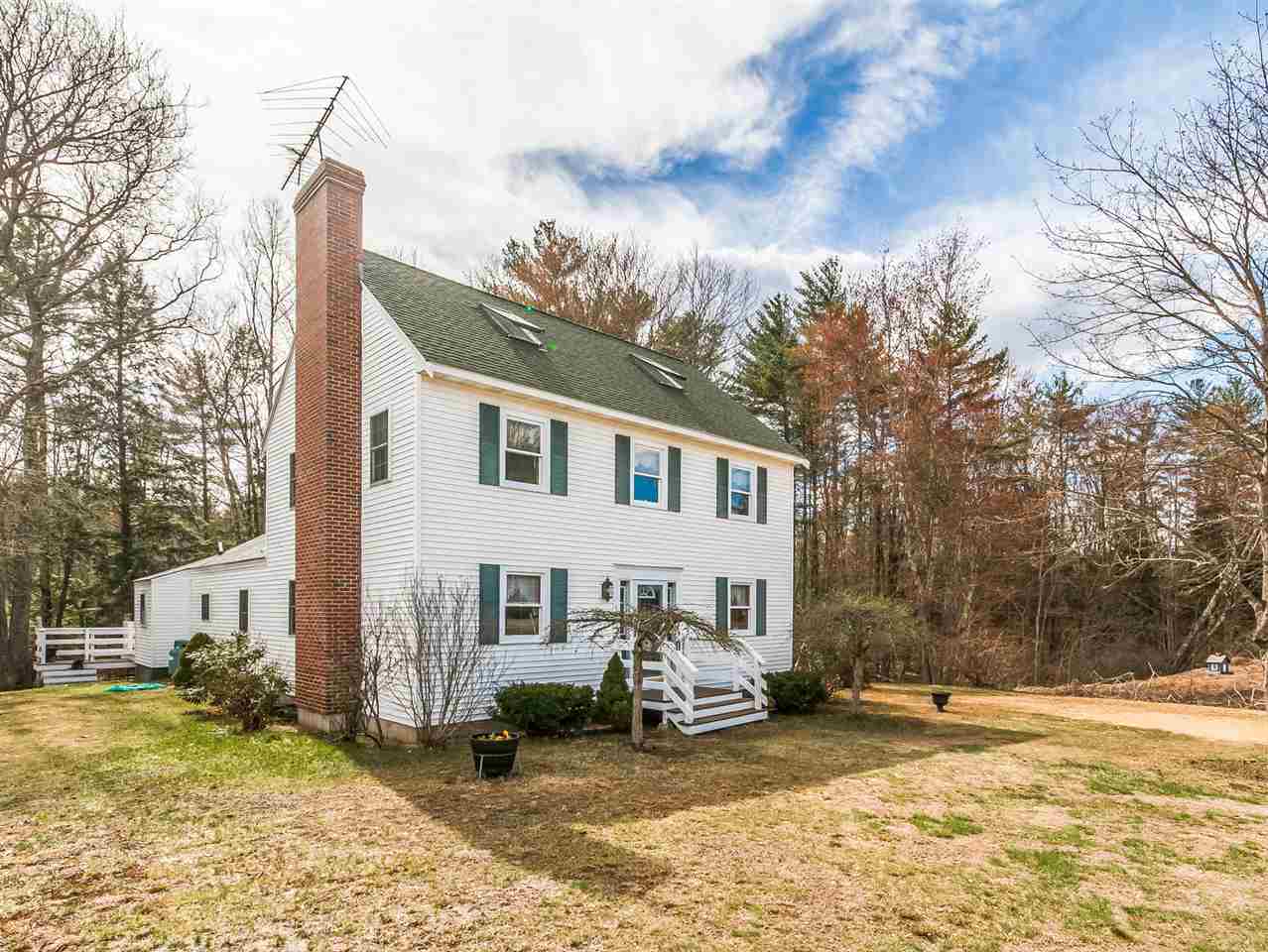 85 Fremont Road Raymond, NH 03077 - Photo 1 of 39