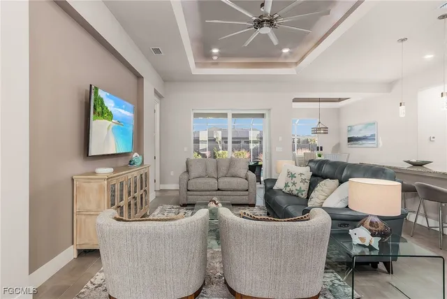 $549,000 | 1210 Southeast 37th Terrace, Cape Coral, FL 33904