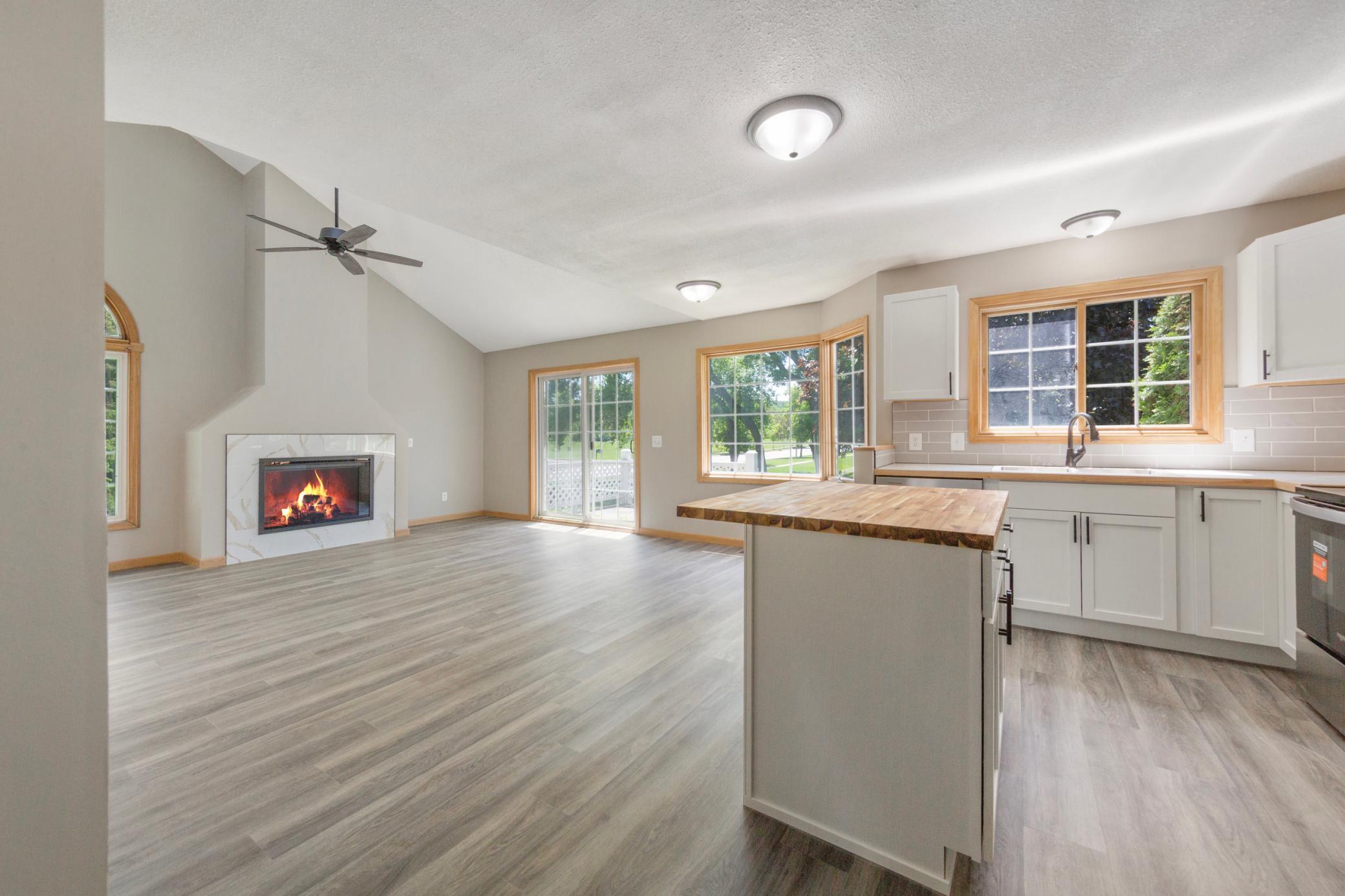 2814 Riverwood Lane Northwest Rochester, MN 55901 - Photo 11 of 35