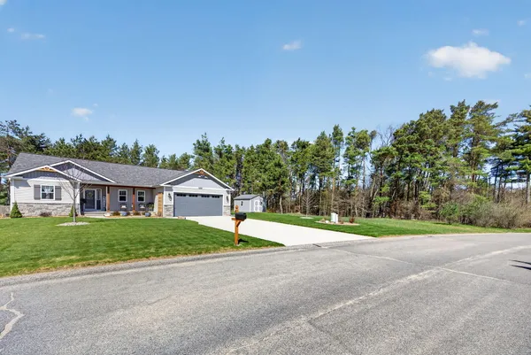 $489,000 | 16537 Mitchell Crk Trail, Big Rapids, MI 49307