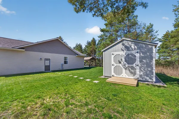 $489,000 | 16537 Mitchell Crk Trail, Big Rapids, MI 49307