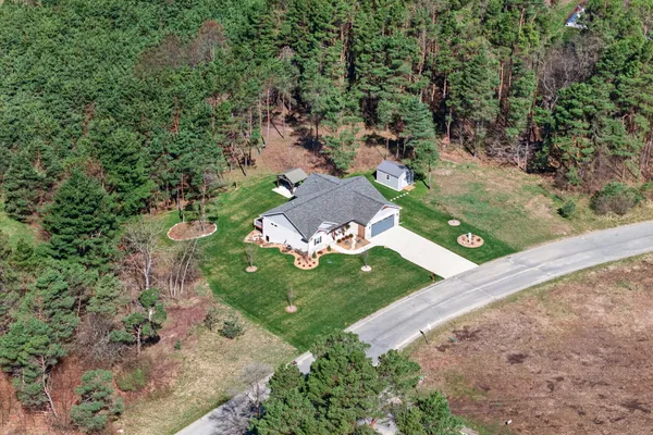 $489,000 | 16537 Mitchell Crk Trail, Big Rapids, MI 49307