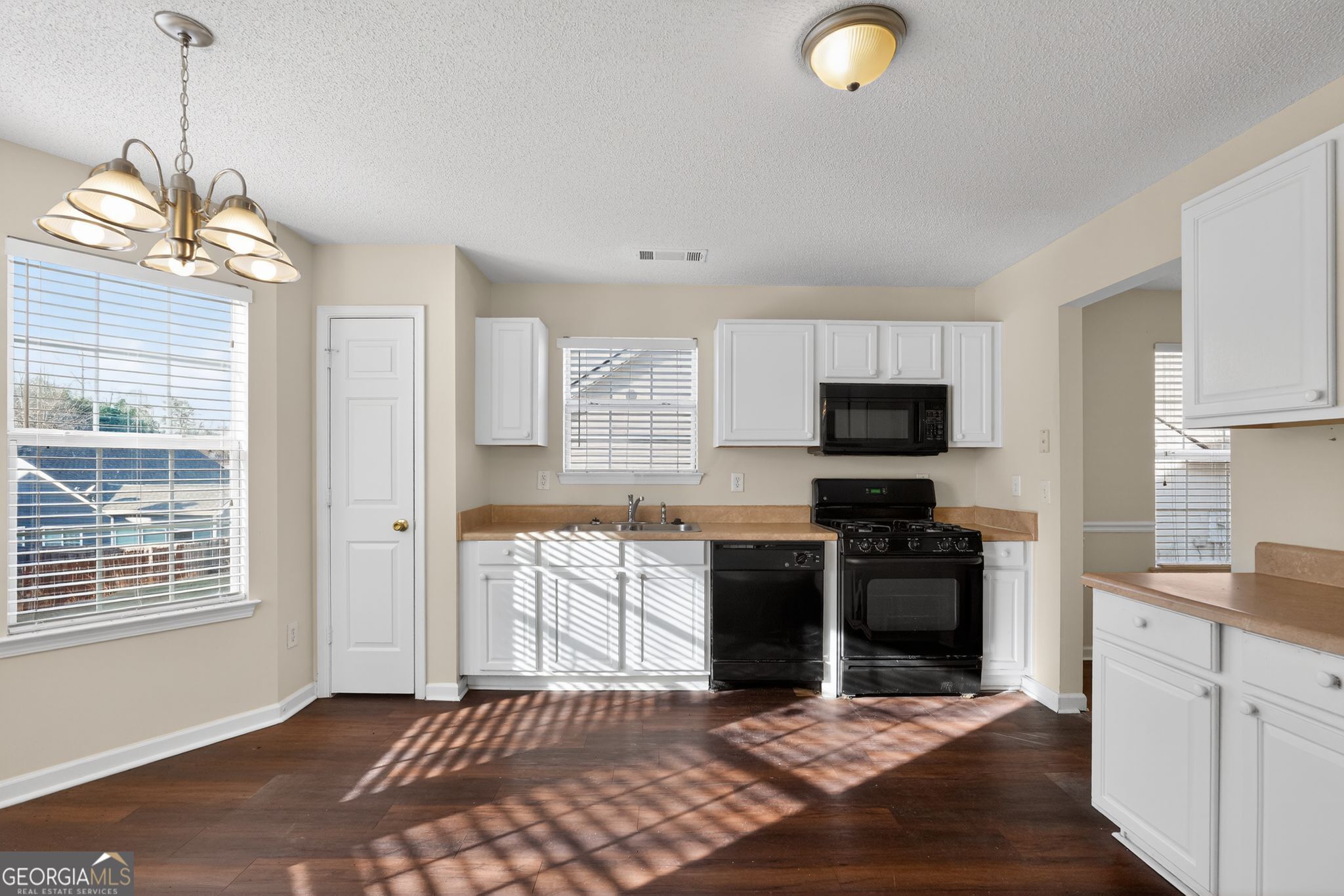 3675 Gray Birch Drive Decatur, GA 30034 - Photo 13 of 38