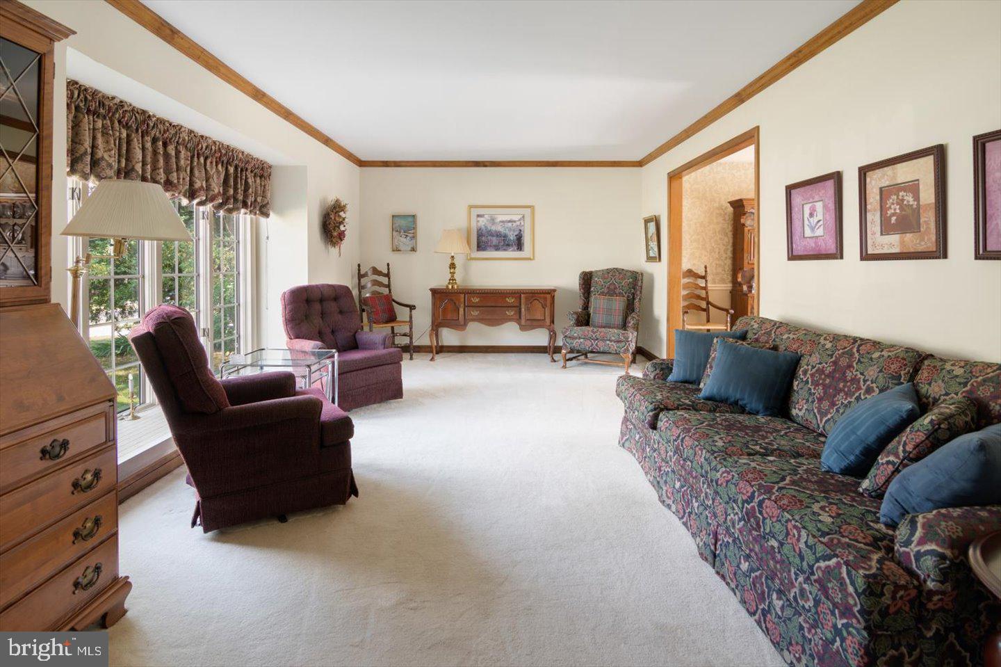 106 Saddle Ridge Road Voorhees, NJ 08043 - Photo 5 of 49 Living room with bay window