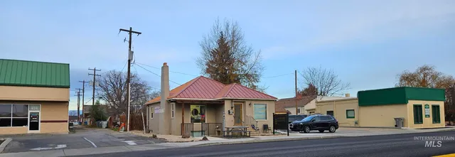 $560,000 | 1216 7th Street South, Nampa, ID 83651