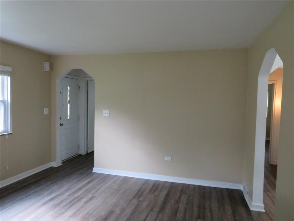 985 McNeilly Road Pittsburgh, PA 15226 - Photo 11 of 32 Gallery Image 11