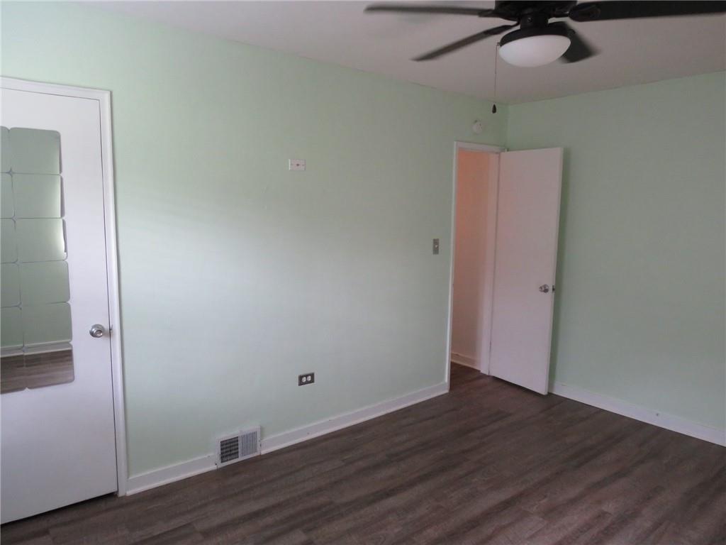 985 McNeilly Road Pittsburgh, PA 15226 - Photo 15 of 32 Gallery Image 15
