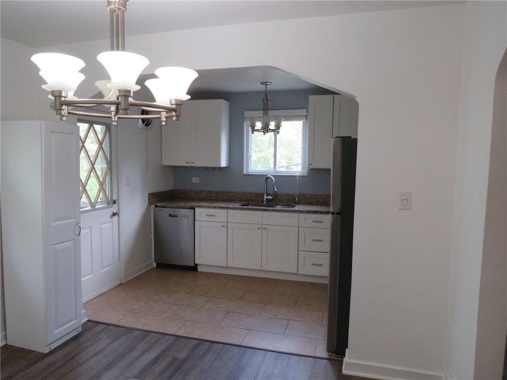 985 McNeilly Road Pittsburgh, PA 15226 - Photo 8 of 32 Gallery Image 8
