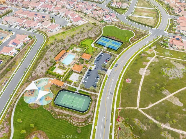 a view of an outdoor space