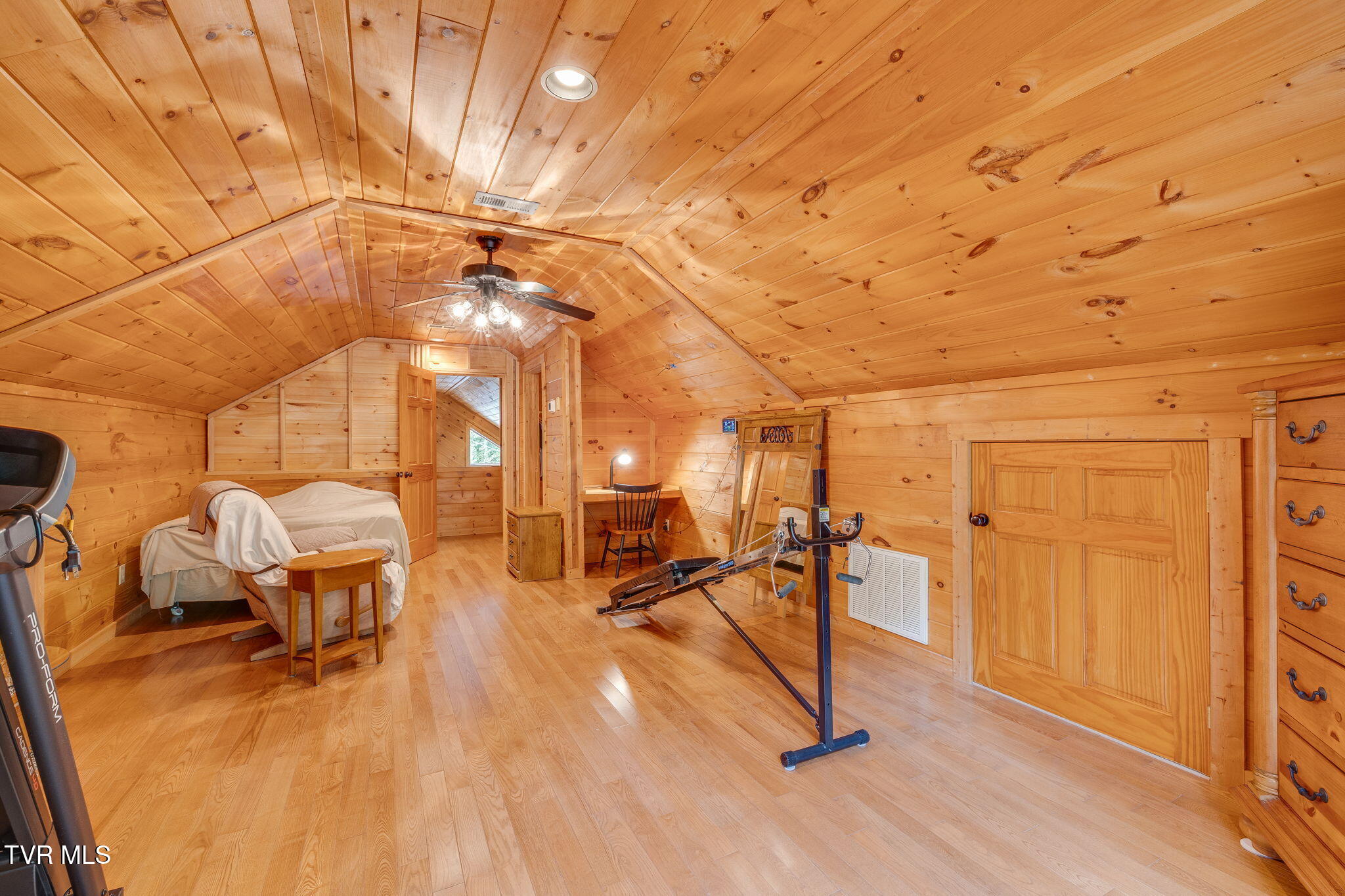 1120 Heaton Branch Road Butler, TN 37640 - Photo 27 of 45 26