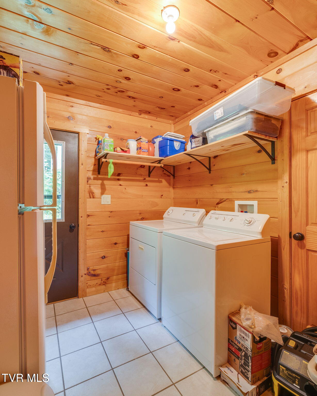 1120 Heaton Branch Road Butler, TN 37640 - Photo 30 of 45 29