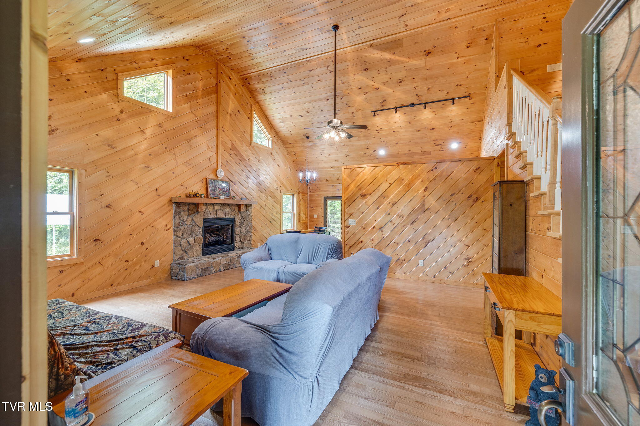 1120 Heaton Branch Road Butler, TN 37640 - Photo 7 of 45 6