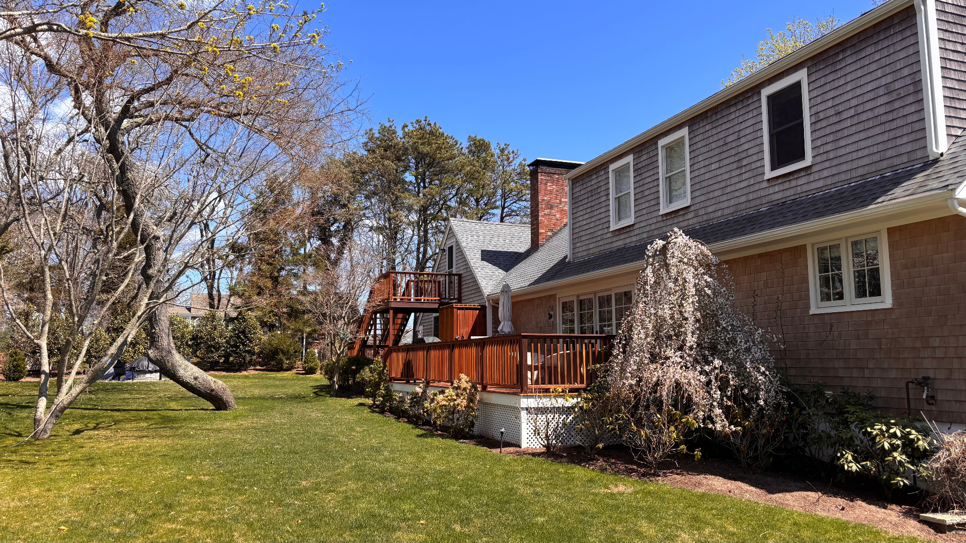 31 North Street Edgartown, MA 02539 - Photo 12 of 49 a view of a house with a yard