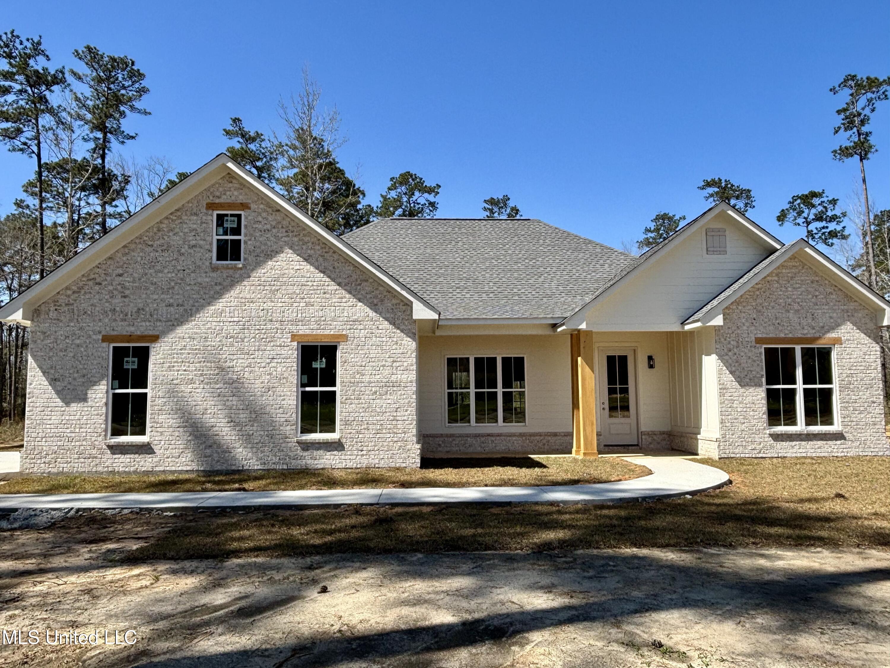 151 Rock Ranch Road Carriere, MS 39426 - Photo 2 of 60 IMG_4775