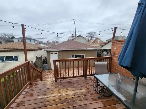 $335,000 | 11134 South Sawyer Avenue, Chicago, IL 60655