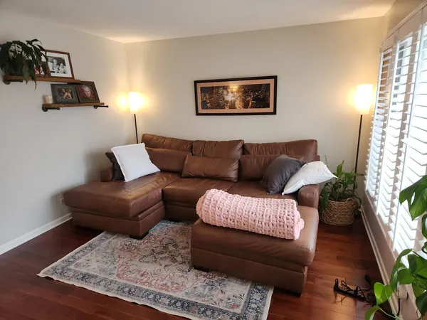 $335,000 | 11134 South Sawyer Avenue, Chicago, IL 60655
