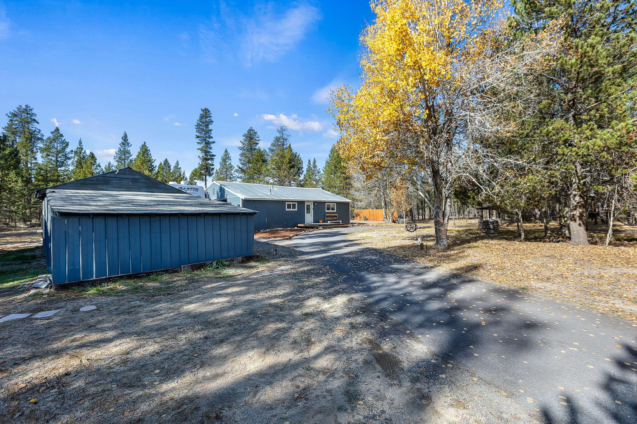 51273 Parker Road La Pine, OR 97739 - Photo 21 of 34 2025_10_23_51273_parker_road_la_pine-2
