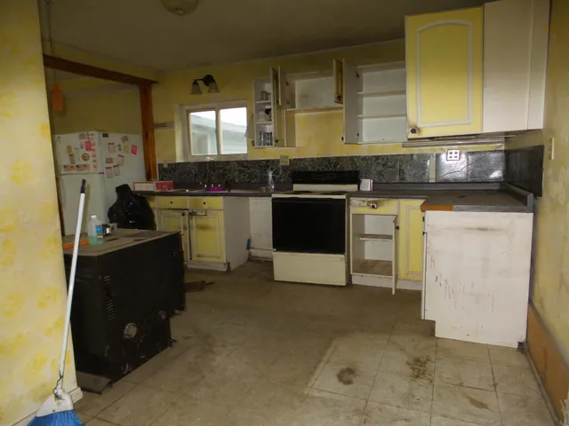 $100,000 | 14 Lower Mills Road, Madison, ME 04950