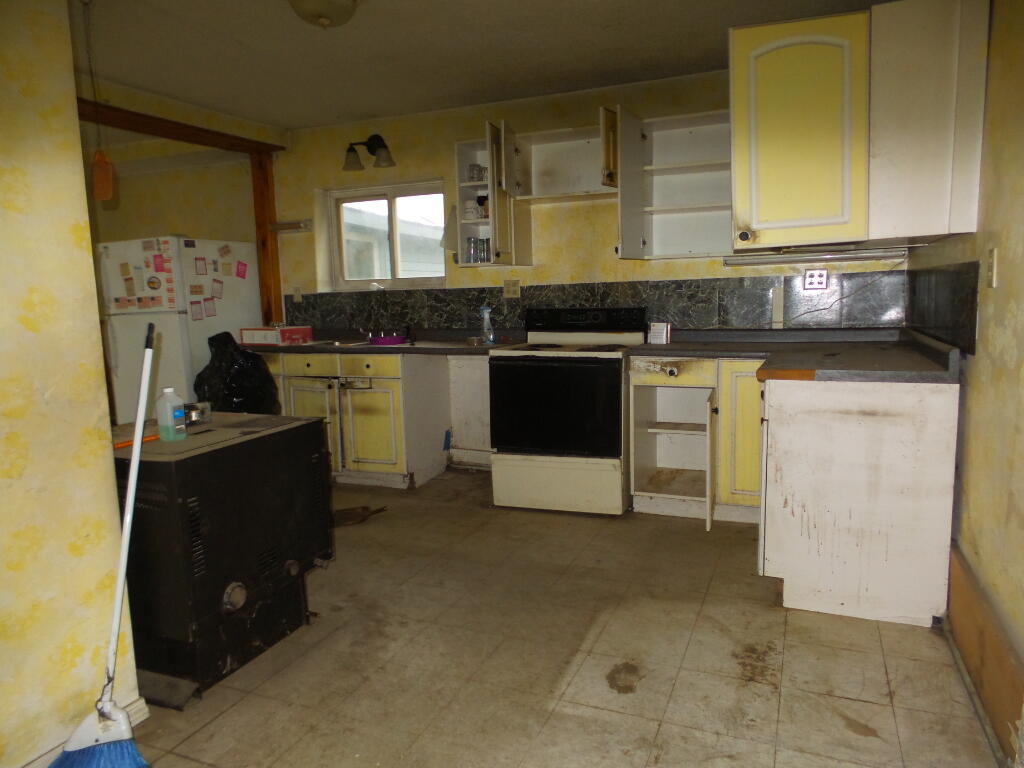14 Lower Mills Road Madison, ME 04950 - Photo 3 of 14 Kitchen