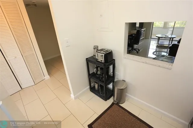 $1,500 | 8225 Sunrise Lakes Boulevard, Unit 305, Sunrise, FL 33322