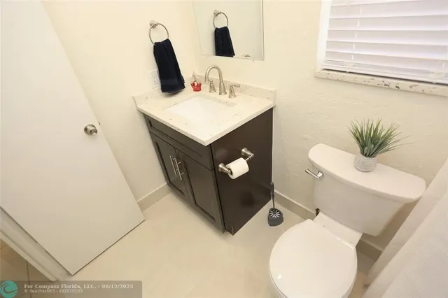 $1,500 | 8225 Sunrise Lakes Boulevard, Unit 305, Sunrise, FL 33322