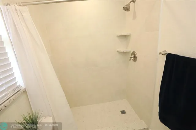 $1,500 | 8225 Sunrise Lakes Boulevard, Unit 305, Sunrise, FL 33322