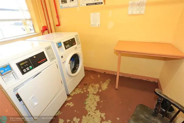 $1,500 | 8225 Sunrise Lakes Boulevard, Unit 305, Sunrise, FL 33322