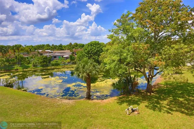 $1,500 | 8225 Sunrise Lakes Boulevard, Unit 305, Sunrise, FL 33322