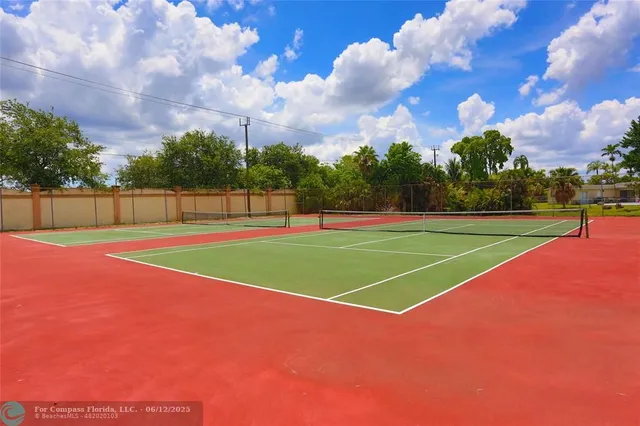 $1,500 | 8225 Sunrise Lakes Boulevard, Unit 305, Sunrise, FL 33322