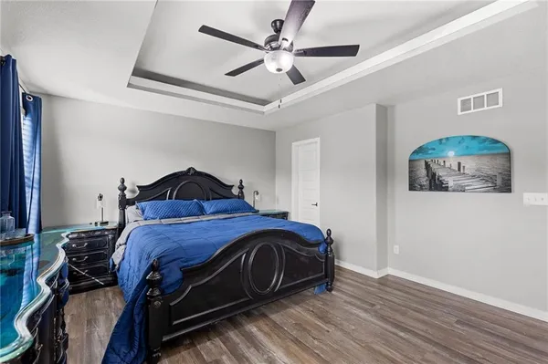 $410,000 | 11722 North Manning Avenue, Kansas City, MO 64157