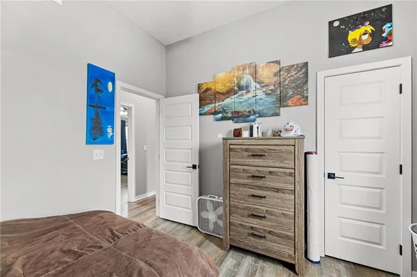 $410,000 | 11722 North Manning Avenue, Kansas City, MO 64157