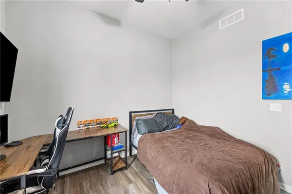 $410,000 | 11722 North Manning Avenue, Kansas City, MO 64157