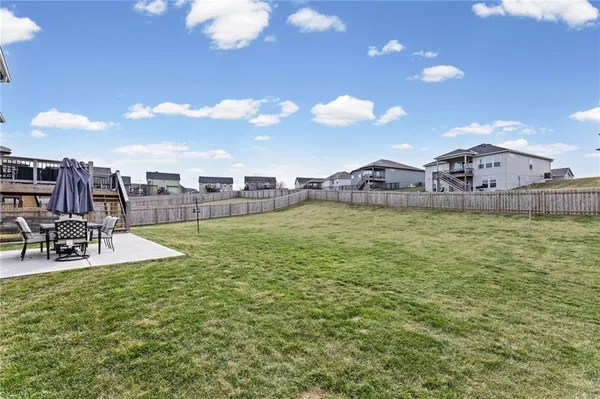 $410,000 | 11722 North Manning Avenue, Kansas City, MO 64157