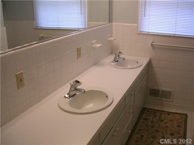 2701 Rea Road Charlotte, NC 28226 - Photo 14 of 14