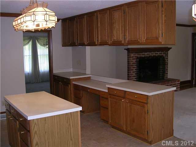 2701 Rea Road Charlotte, NC 28226 - Photo 8 of 14