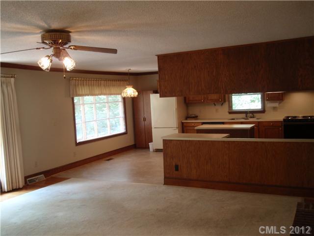 2701 Rea Road Charlotte, NC 28226 - Photo 9 of 14