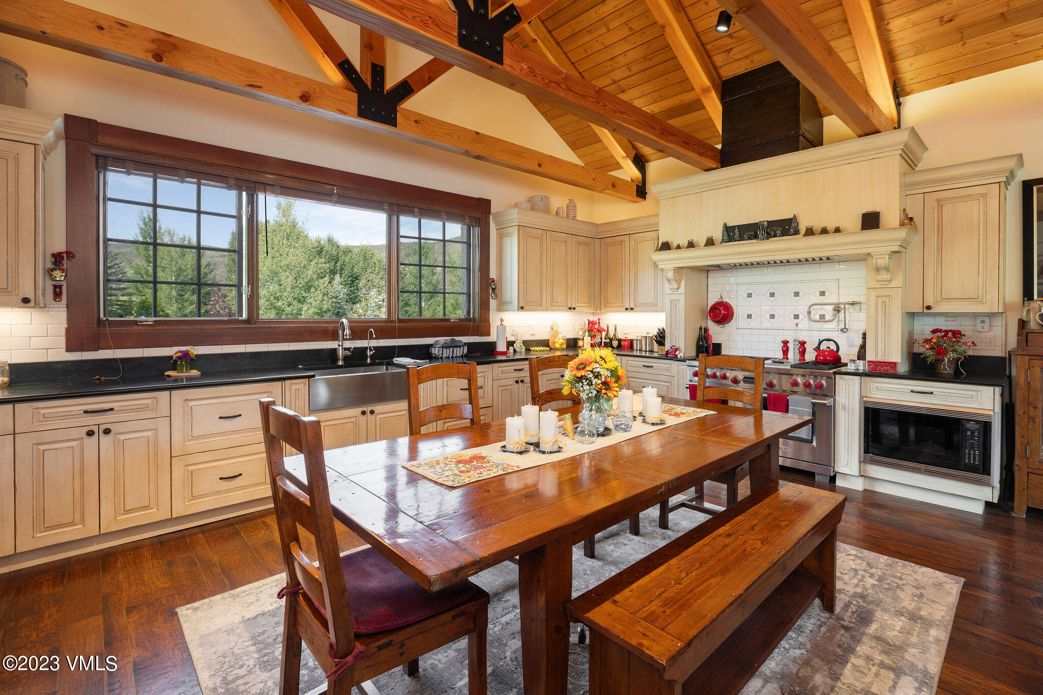 520 Old Creamery Road Edwards, CO 81632 - Photo 51 of 78 a very nice looking dining room with a large window