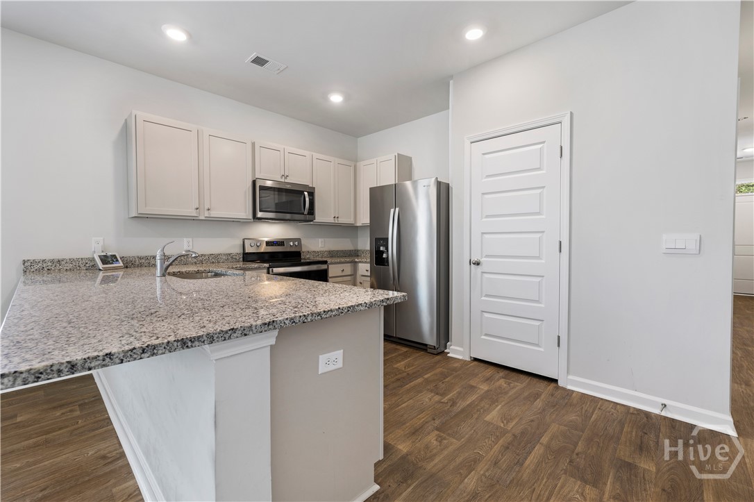 147 Hazy Lane Hinesville, GA 31313 - Photo 16 of 41