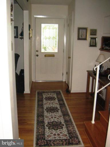 3705 Lakota Road Alexandria, VA 22303 - Photo 6 of 21 Entrance / Foyer