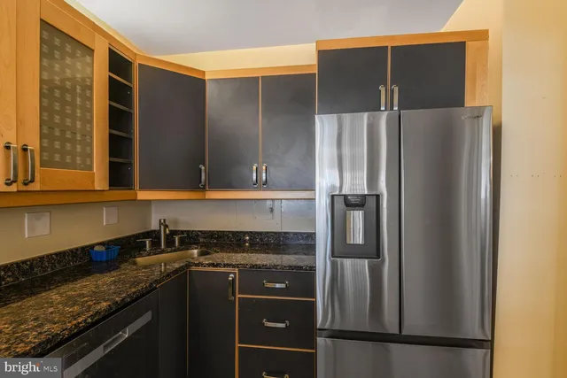 $260,000 | 4515 Willard Avenue, Unit 1111S, Chevy Chase, MD 20815