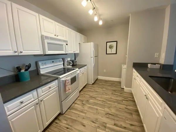 $2,500 | 1200 Town Center Drive, Unit 412, Jupiter, FL 33458