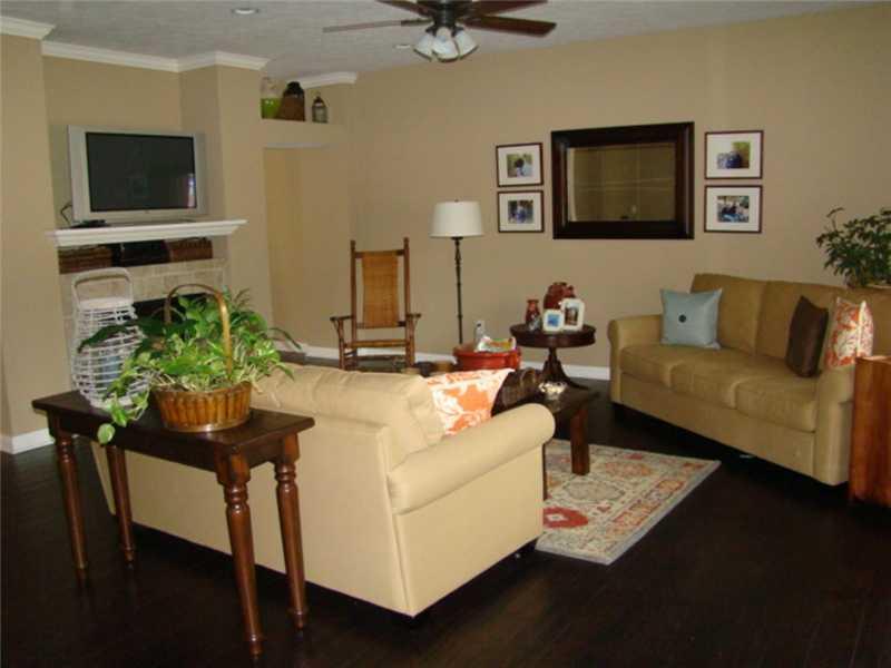 121 George Court Danville, IN 46122 - Photo 3 of 20