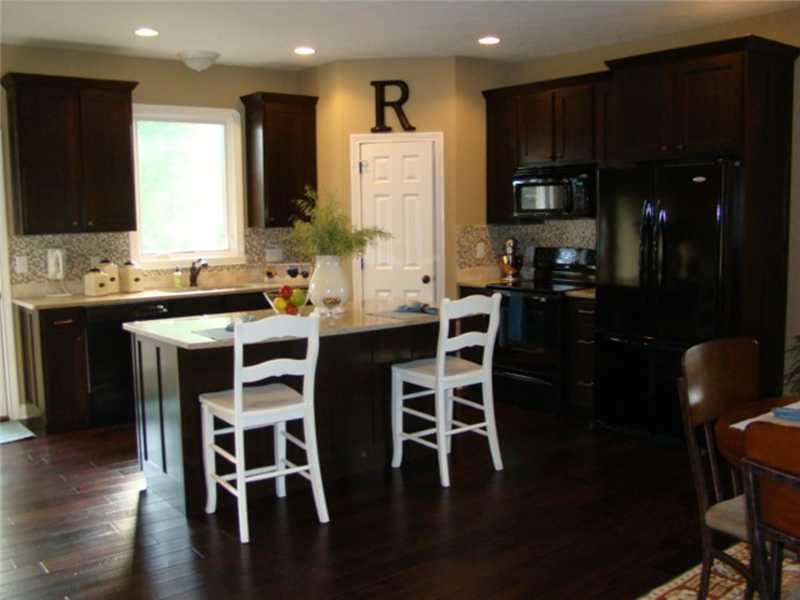 121 George Court Danville, IN 46122 - Photo 7 of 20